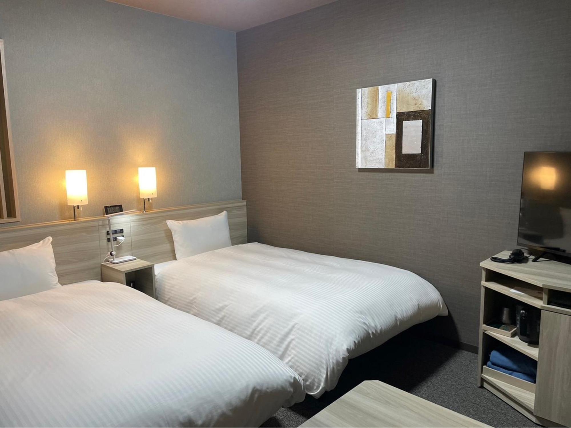 Hotel Route Inn Fukushima Nishi Inter Buitenkant foto